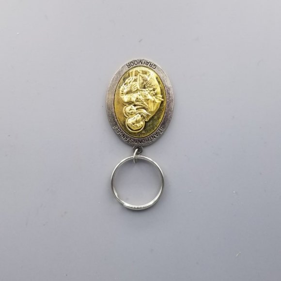 St. Anthonys Angels Graymoor 2 Tone Religious Keychain - Picture 2 of 5